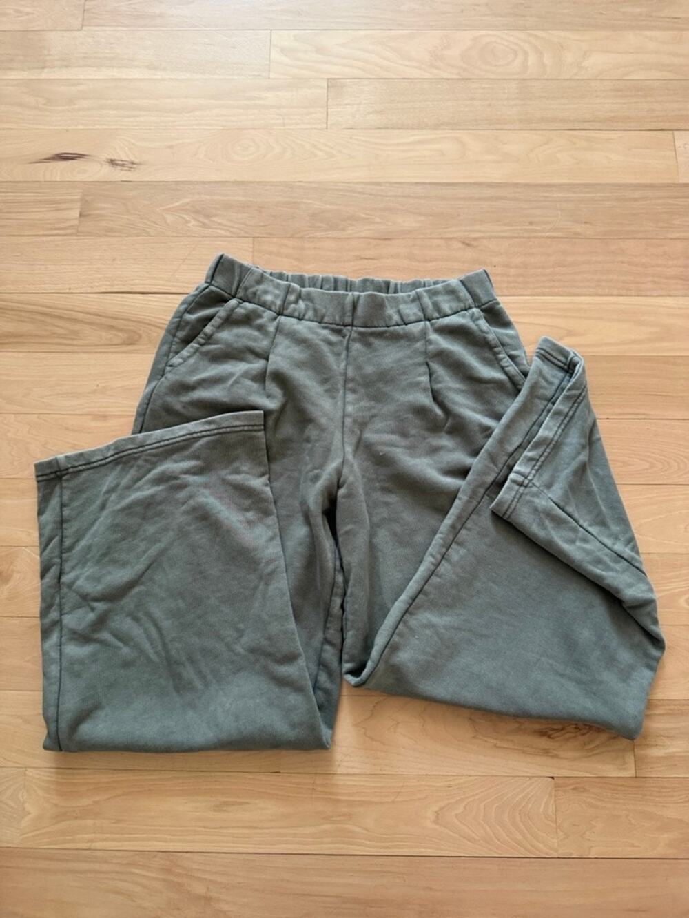 Aerie Olive Green Sweatpants